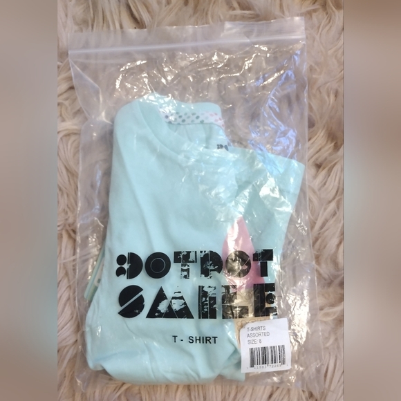 Dot Dot Smile Tyler Jacobs tshirt - Picture 2 of 2